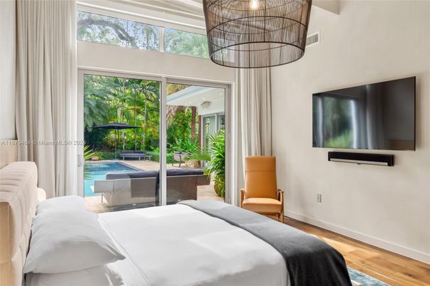 Bedroom, Interior, Pendant Lights, Wood Texture Flooring