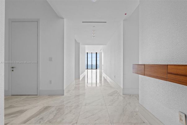 Interior, Marble, Recessed Lighting
