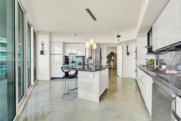 Interior, Kitchen, Pendant Lights