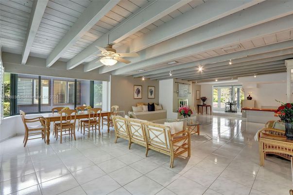 Dining room, Interior, Living room, Recessed Lighting