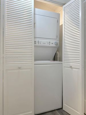 Interior, Utility Closets, Washer