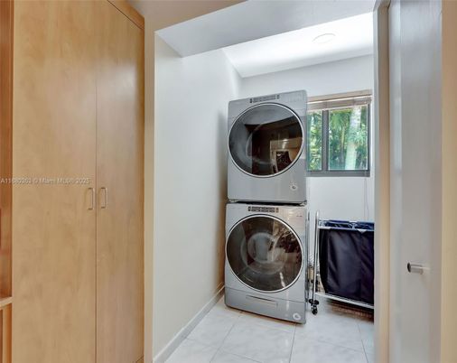 Interior, Utility Closets, Washer