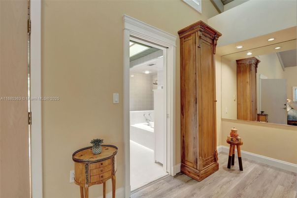 Bathroom, Interior, Recessed Lighting, Wood Texture Flooring