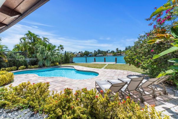 Exterior, Pool, Water