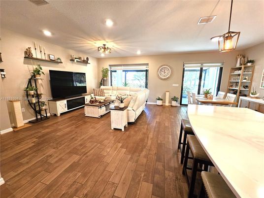 Interior, Living room, Pendant Lights, Recessed Lighting, Wood Texture Flooring