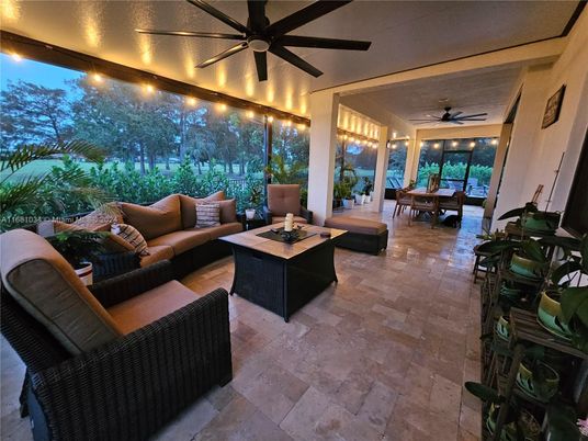 Dining room, Interior, Living room, Sun Room