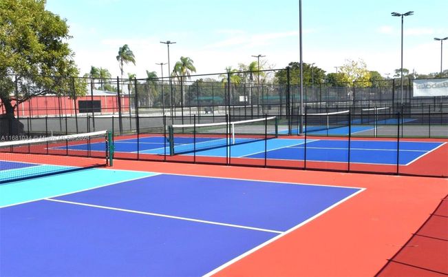 Exterior, Tennis Courts