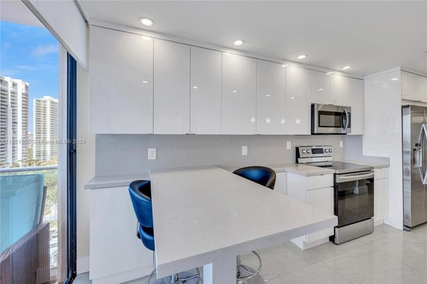 Interior, Kitchen, Recessed Lighting, Stainless Steel Appliances, Water