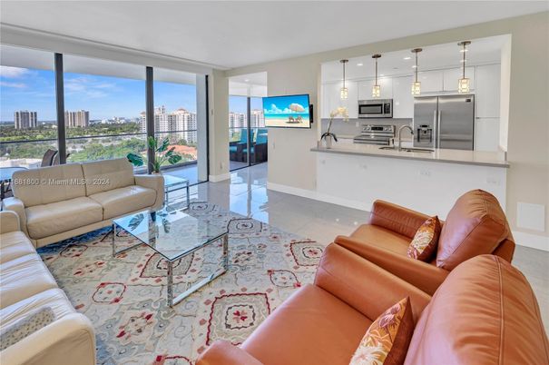 Interior, Kitchen, Living room, Pendant Lights, Stainless Steel Appliances