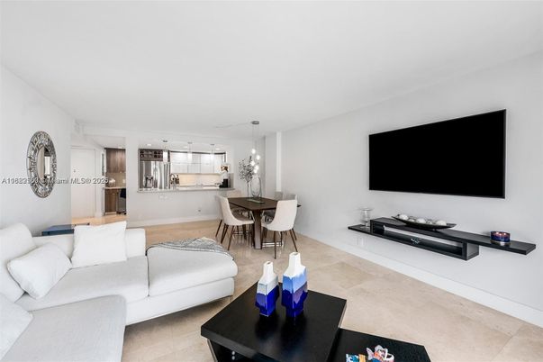 Dining room, Interior, Kitchen, Living room, Pendant Lights, Stainless Steel Appliances