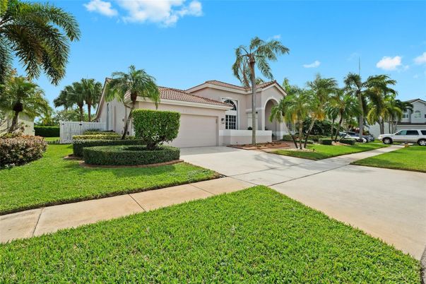 Attached, Backyard, Exterior, Facade, Spanish Mediterranean