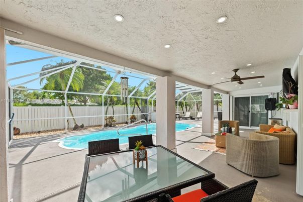 Dining room, Glass Ceilings, Interior, Pool, Recessed Lighting, Sun Room