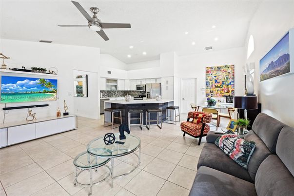 Interior, Kitchen, Living room, Recessed Lighting
