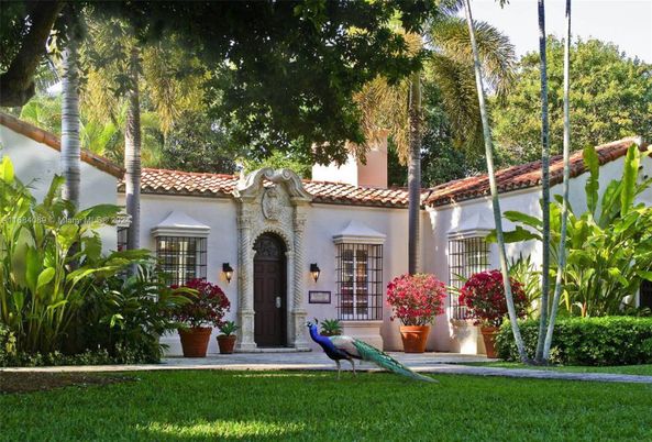 Backyard, Exterior, Facade, Spanish Mediterranean