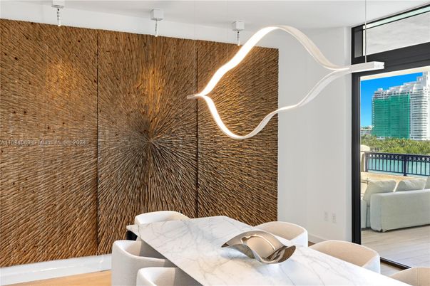 Interior, Pendant Lights, Wood Texture Flooring