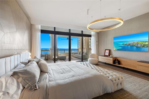 Bedroom, Interior, Pendant Lights, Water, Wood Texture Flooring