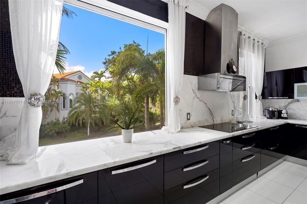 Interior, Kitchen, Marble Walls