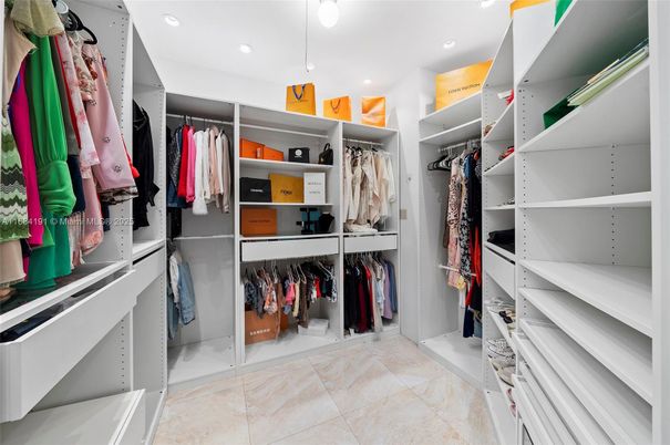 Interior, Recessed Lighting, Walk-in Closets