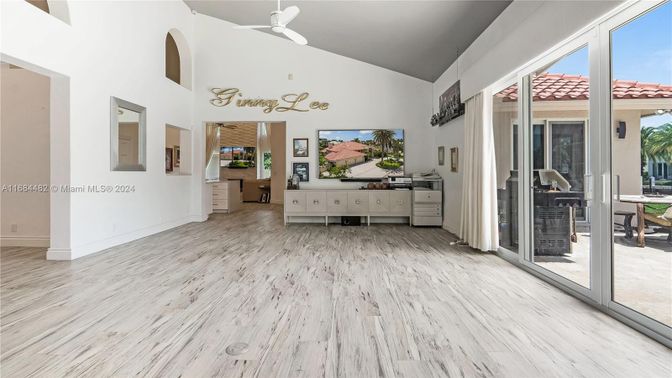 Interior, Wood Texture Flooring