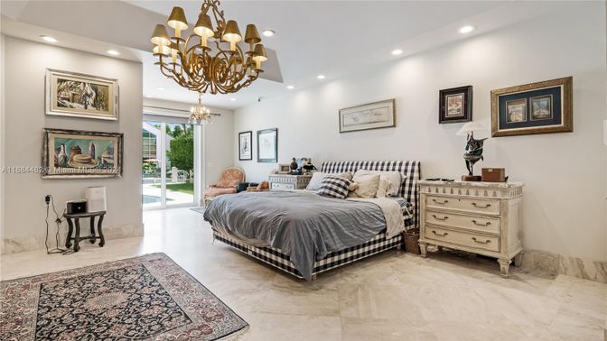 Bedroom, Chandelier, Interior, Recessed Lighting