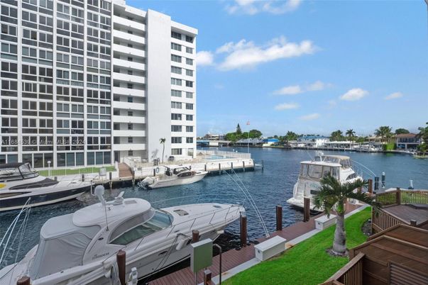 Exterior, Lake, Water