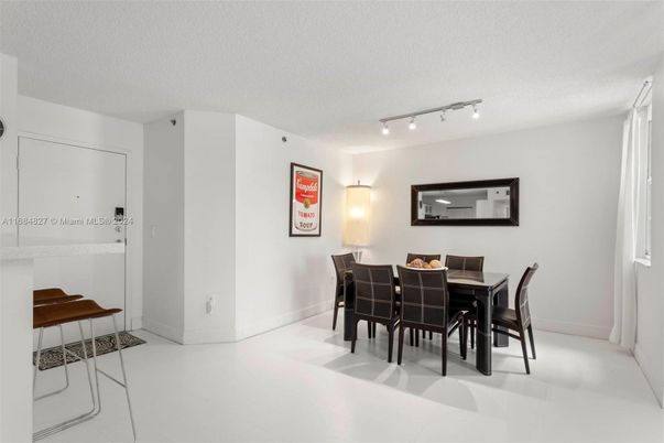 Dining room, Interior
