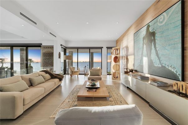 Interior, Living room, Recessed Lighting, Water, Wood Texture Flooring