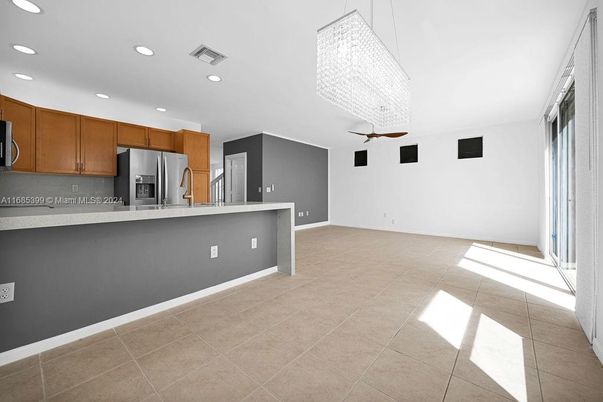 Empty room, Interior, Kitchen, Recessed Lighting, Stainless Steel Appliances