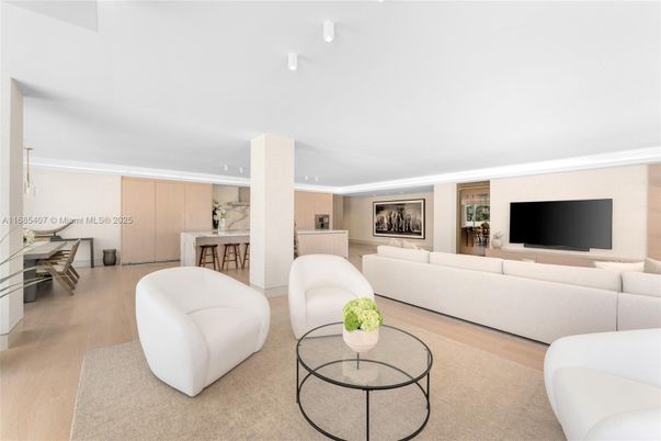 Interior, Kitchen, Living room, Recessed Lighting, Wood Texture Flooring