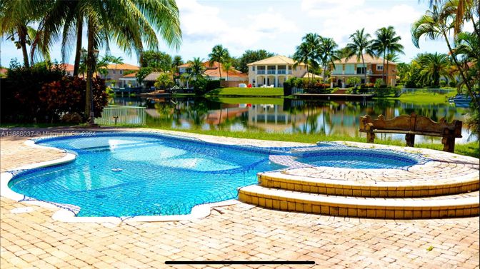 Exterior, Lake, Pool