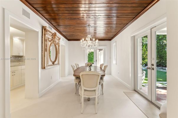 Chandelier, Dining room, Interior, Wooden Ceilings