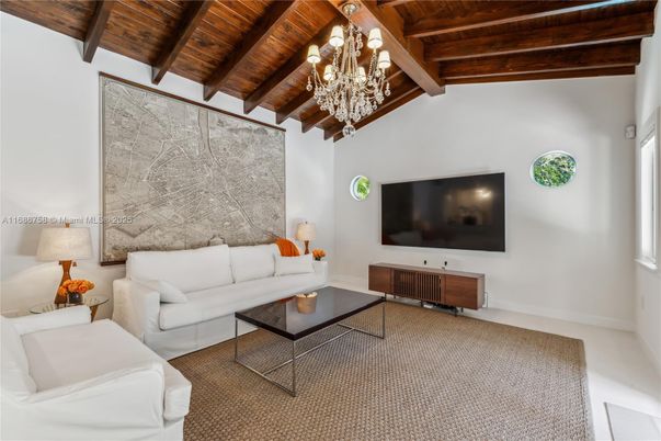 Chandelier, Interior, Living room, Wooden Beams, Wooden Ceilings