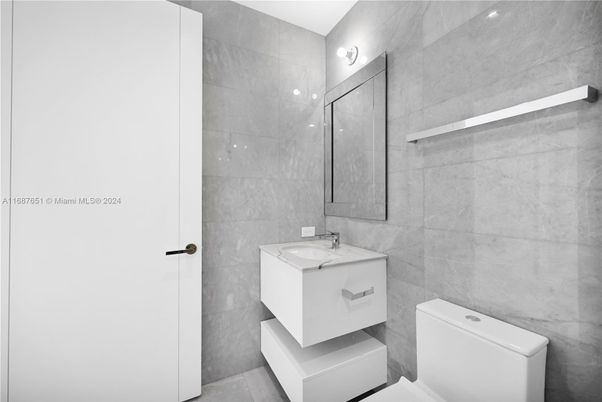 Bathroom, Interior