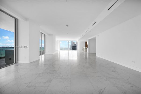 Empty room, Interior, Marble, Recessed Lighting