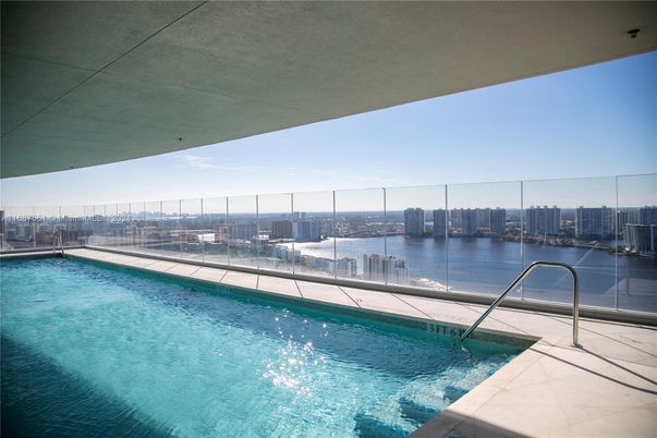 Water, Exterior, Pool, Other