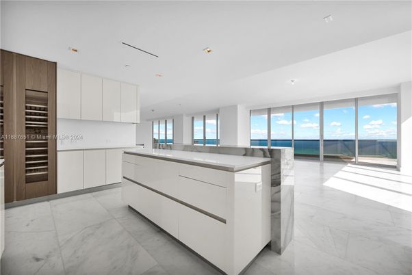 Interior, Kitchen, Marble, Recessed Lighting, Water