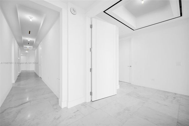 Interior, Marble, Recessed Lighting