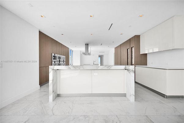 Interior, Kitchen, Marble, Marble Walls, Recessed Lighting
