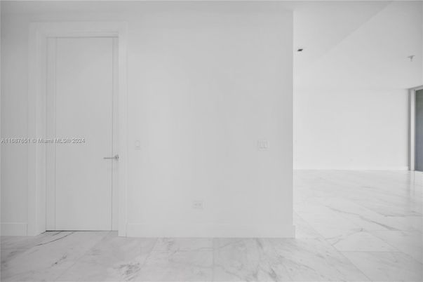 Empty room, Interior, Marble