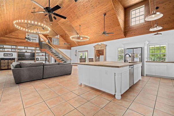 Chandelier, Interior, Kitchen, Living room, Pendant Lights, Wooden Ceilings