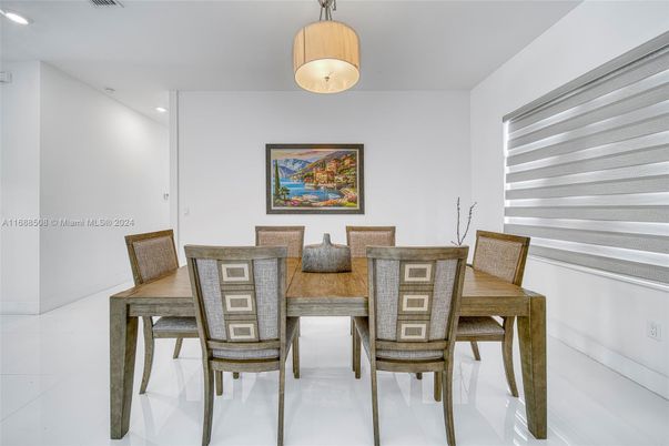 Dining room, Interior, Recessed Lighting