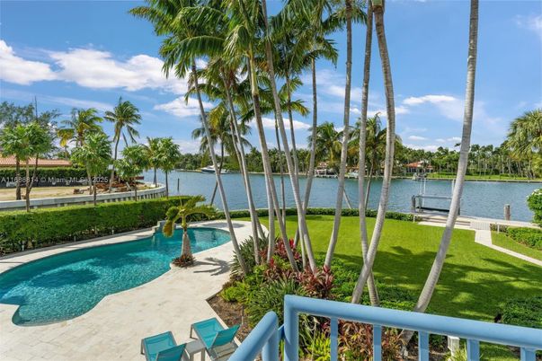 Exterior, Lake, Pool, Water