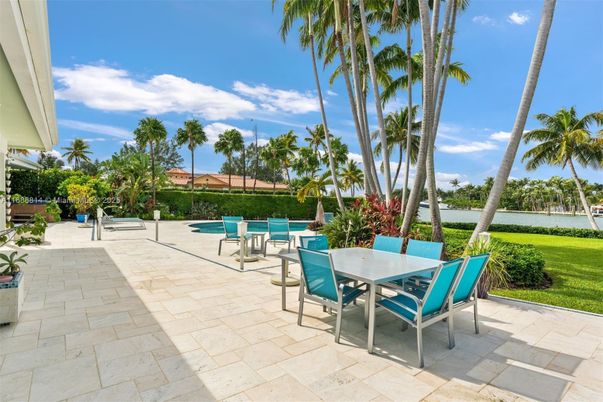 Exterior, Pool, Water