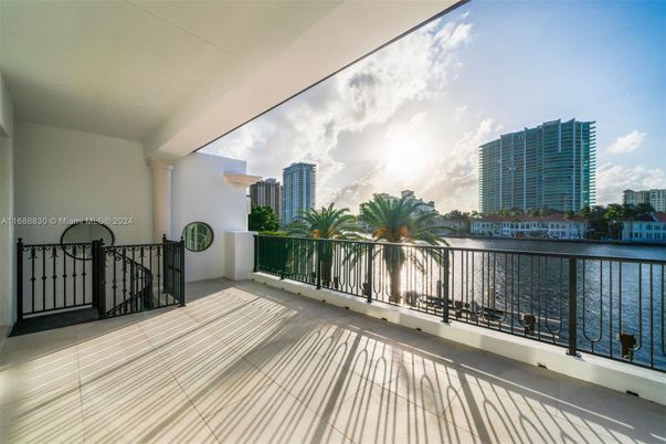 Water, Exterior, Other, Skyline
