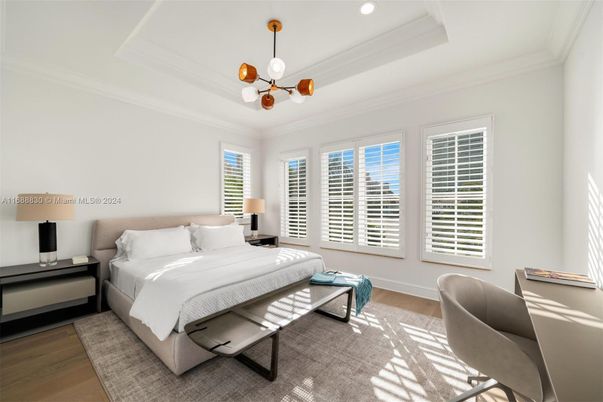 Bedroom, Interior, Pendant Lights, Wood Texture Flooring