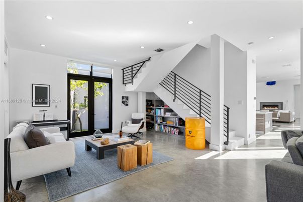 Fireplace, Interior, Living room, Recessed Lighting