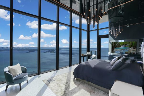 Bedroom, Interior, Pendant Lights, Sun Room, Water