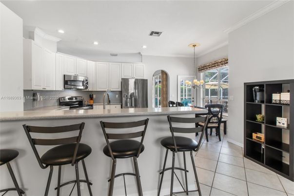 Dining room, Interior, Kitchen, Recessed Lighting, Stainless Steel Appliances