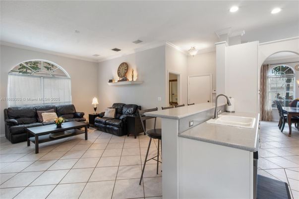 Dining room, Interior, Living room, Recessed Lighting