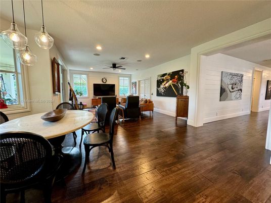 Dining room, Interior, Living room, Pendant Lights, Recessed Lighting, Wood Texture Flooring